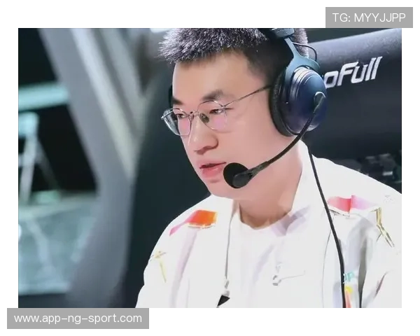 LPL电竞直播全程解析精彩瞬间战术布局解密赛事背后的精彩故事