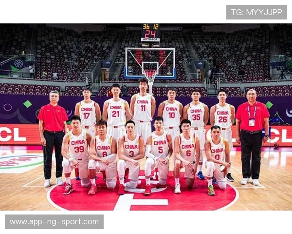 中国男篮力克韩国晋级亚洲杯四强 刘志轩复出表现出色