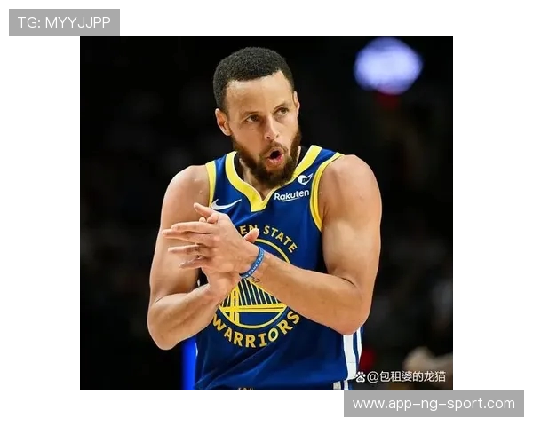 以斯蒂芬·库里为核心解析篮球技巧与领导力的完美融合