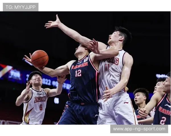 CBA联赛新赛季大幕开启 球员交易与战术变革成焦点