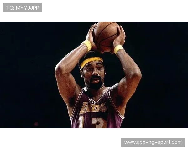 威尔特·张伯伦：一位杰出学者和领袖