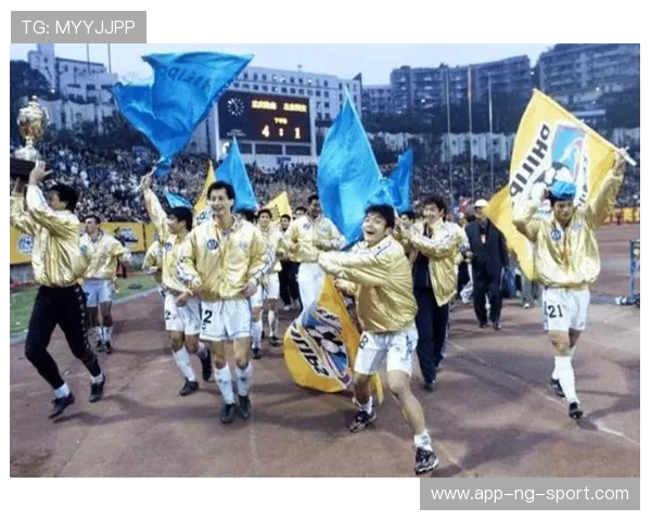 重庆足球队在冠军赛中的表现分析与状态评估